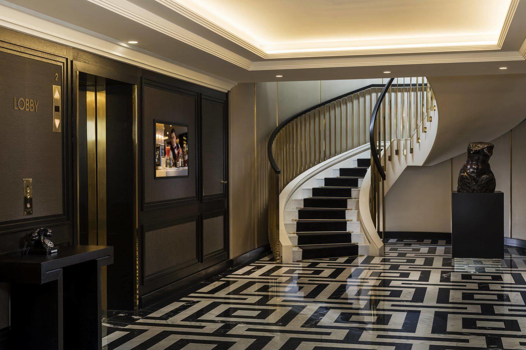 Hilton Plaza 4* Wien